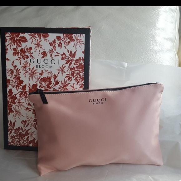 Gucci makeup bag - Picture 3 of 5
